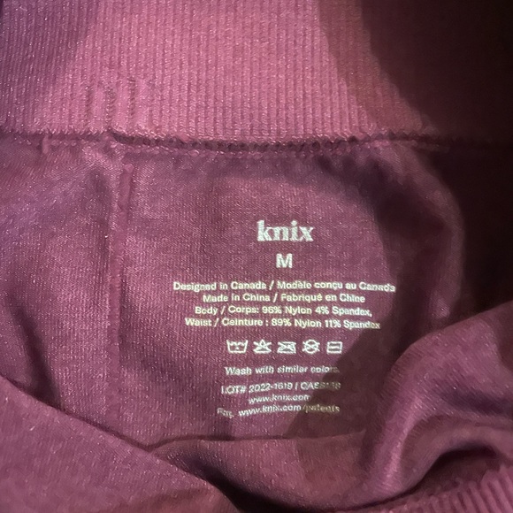 KNIX good to go seamless legging-size medium.  New without tags. - Picture 2 of 2